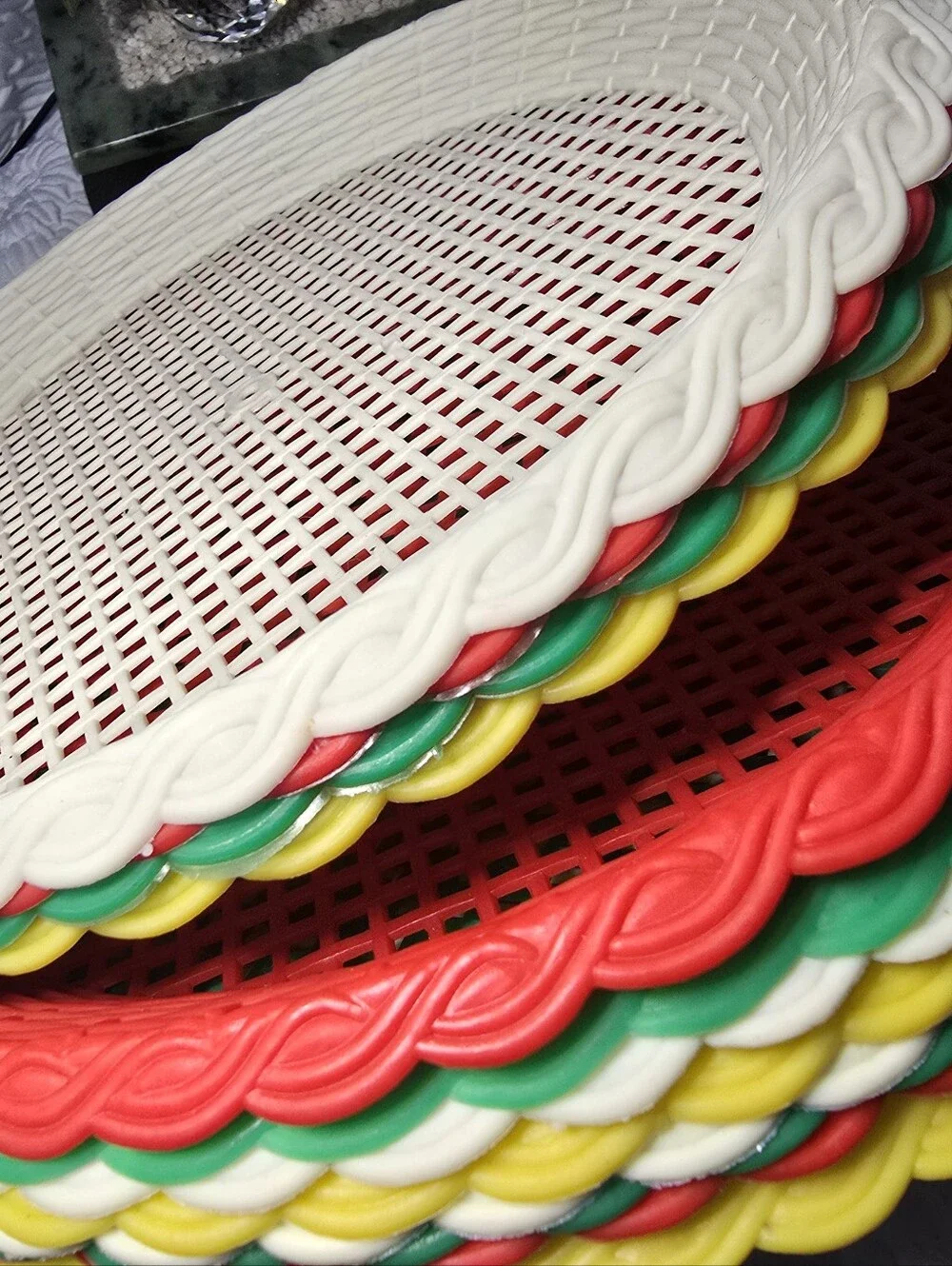MCM Colorful Plastic Woven Basket Paper Plate Holder Trays 1960s70s Camping 12pc